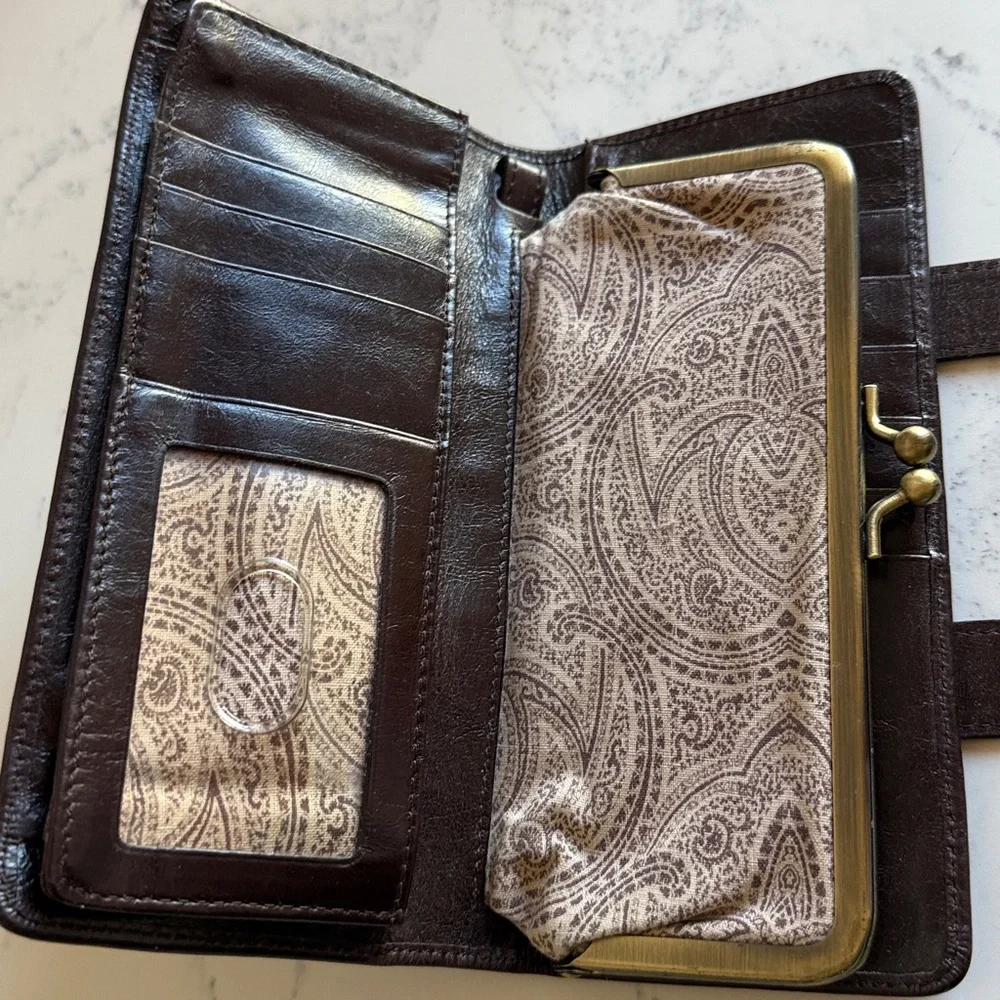 HOBO trifold leather